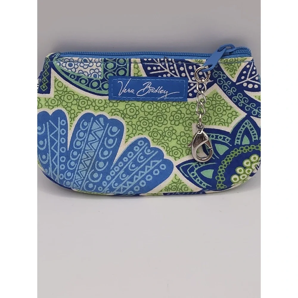 Vera Bradley Zip ID Case in Doodle Daisy